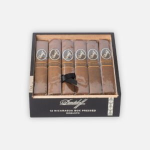 Davidoff Nicaragua Robusto Box Press (12)