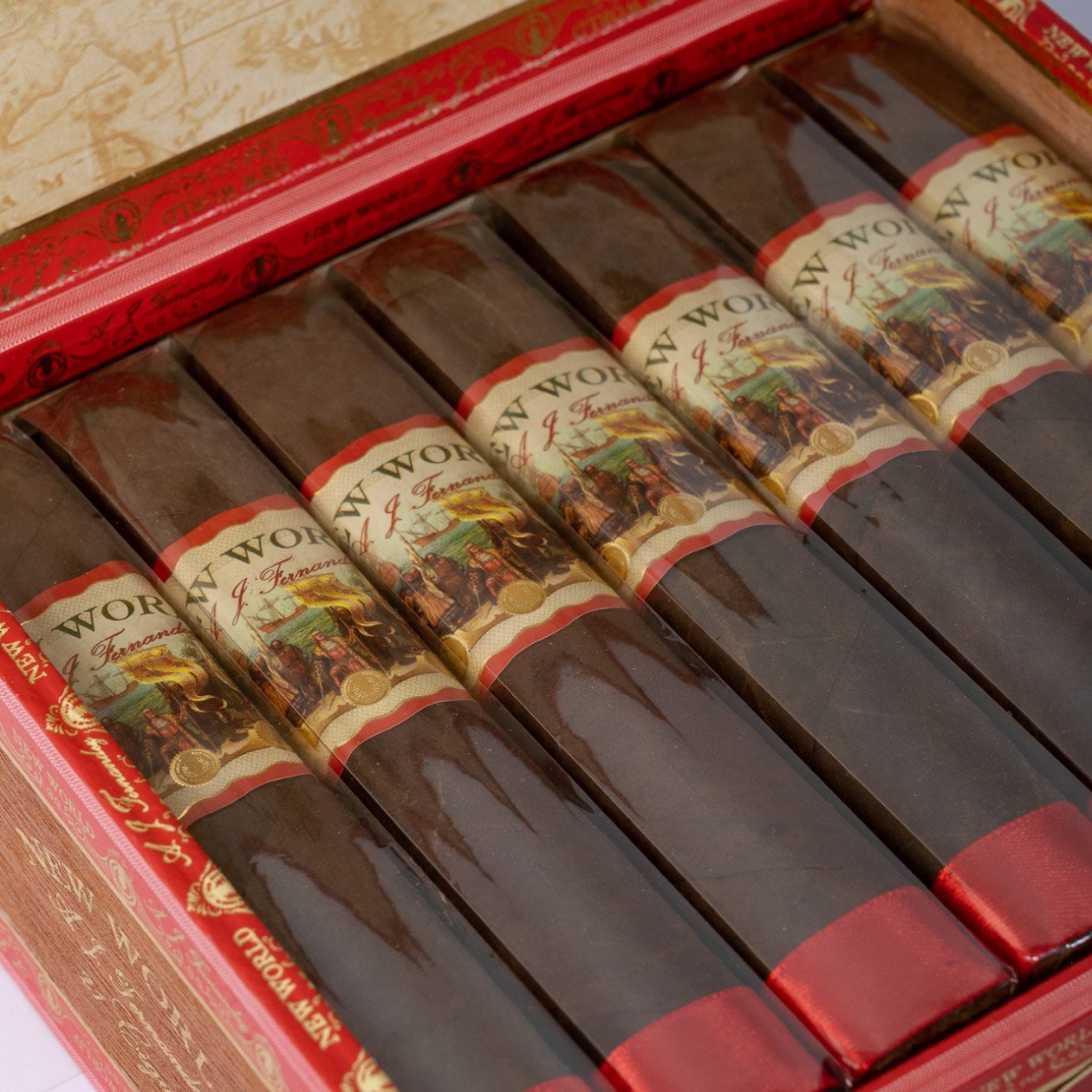 AJ Fernandez New World Oscuro Nav. Robusto (21) - Image 2