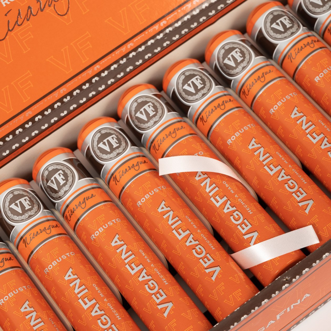 Vegafina Nicaragua Robusto Tubo (20) - Image 2